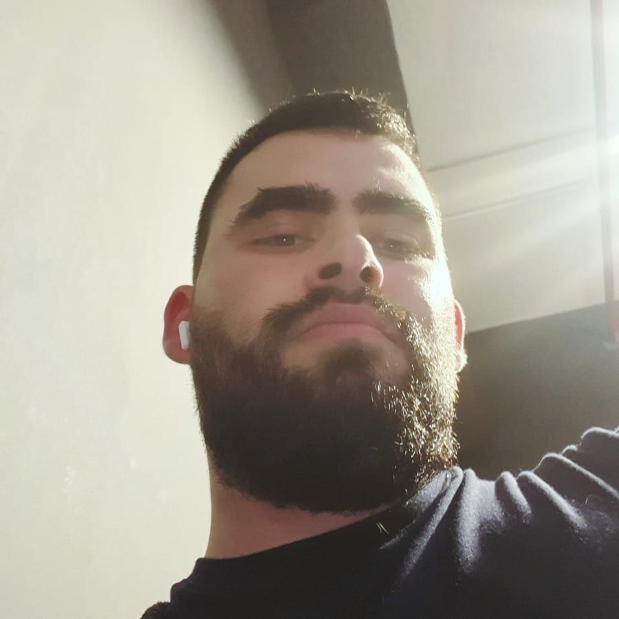 Profil von Anjel